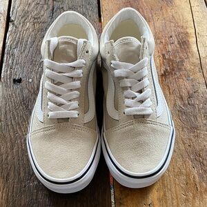 Vans Old Skool Sneakers in Beige and White Suede and Canvas New size 5